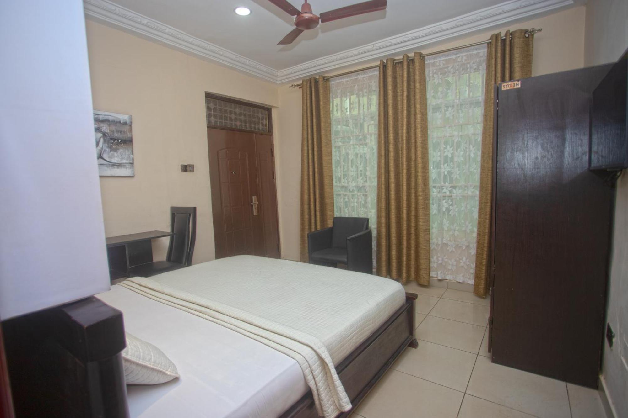 Labev Hotel Kumasi Exterior photo